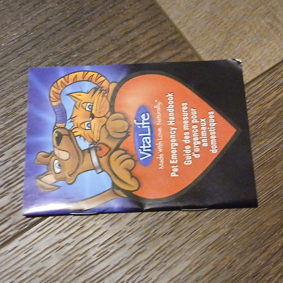 🥰HOST PICK🥰Pet first aid kit - Picture 4 of 9